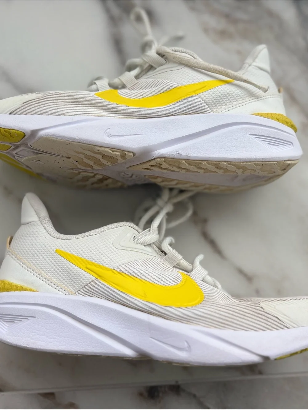 Nike Star Runner 4 NN Summit White Opti Yellow Sneakers | Youth 4Y - Picture 14 of 15
